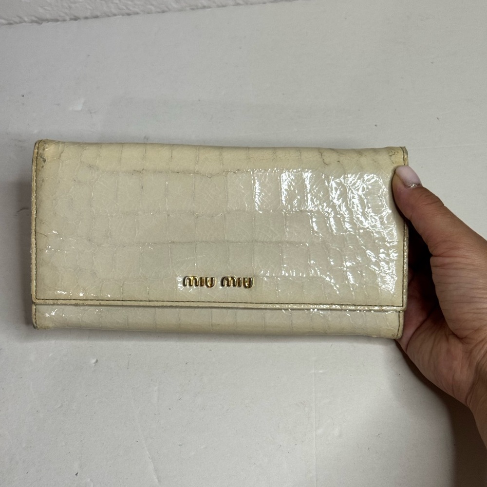 MIU MIU Croc Embossed Cream Leather Long Wallet